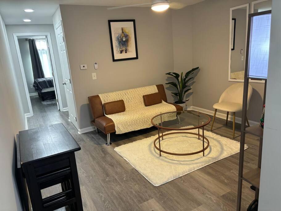 Blue House In Hampden Apartment Baltimore Ngoại thất bức ảnh