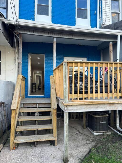 Blue House In Hampden Apartment Baltimore Ngoại thất bức ảnh